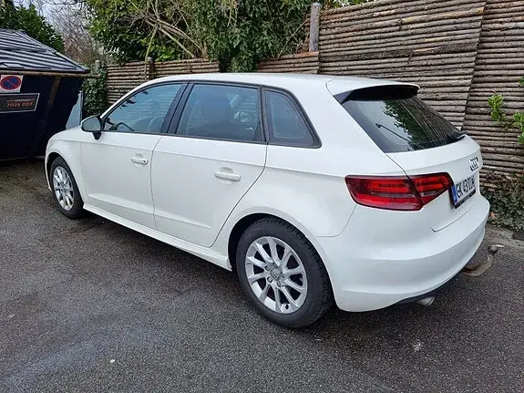 Audi A3 2015 photo 4