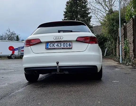 Audi A3 2015 photo 5