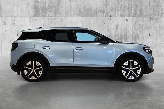 Ford Explorer 2026 photo 4