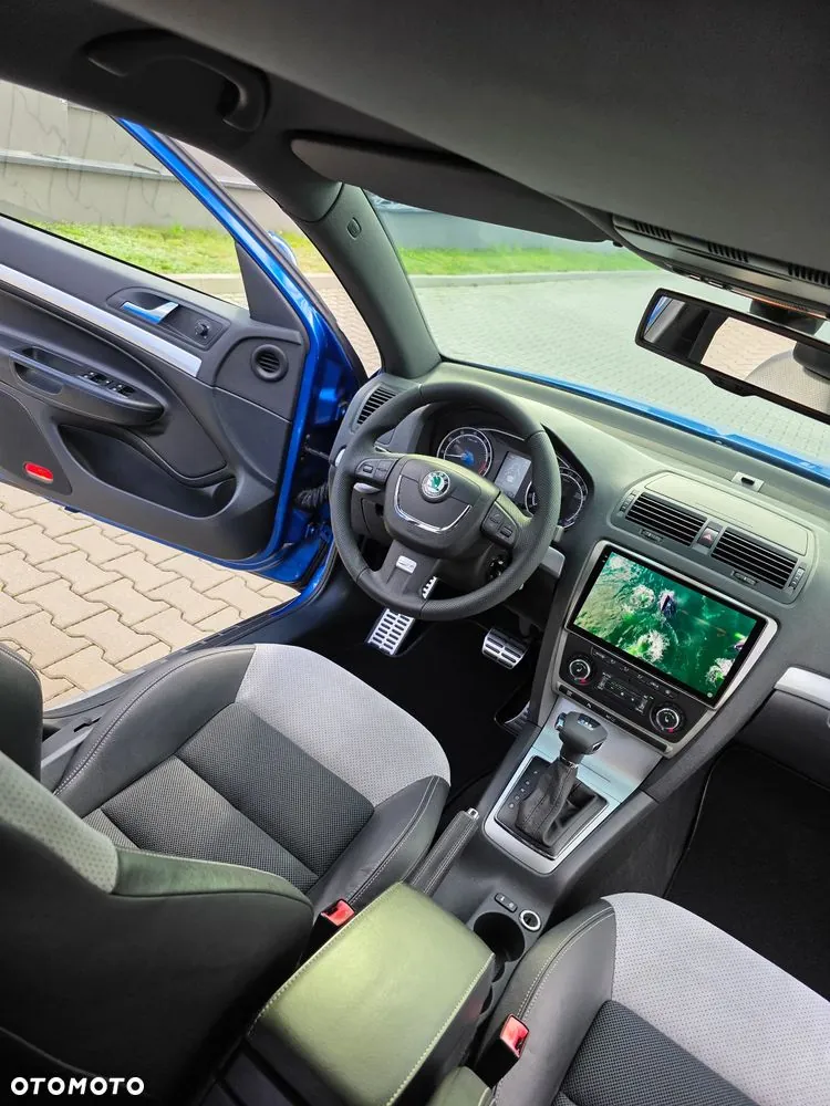 Skoda Octavia 2009 photo 4