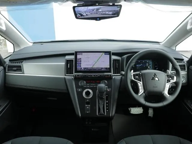 Mitsubishi Delica D 2026 photo 3
