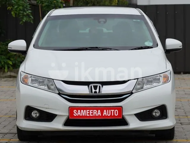 Honda Grace 2015 photo 2