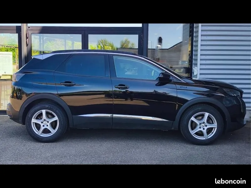 Peugeot 3008 2021 photo 2