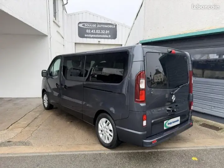 Renault Trafic 2018 photo 2