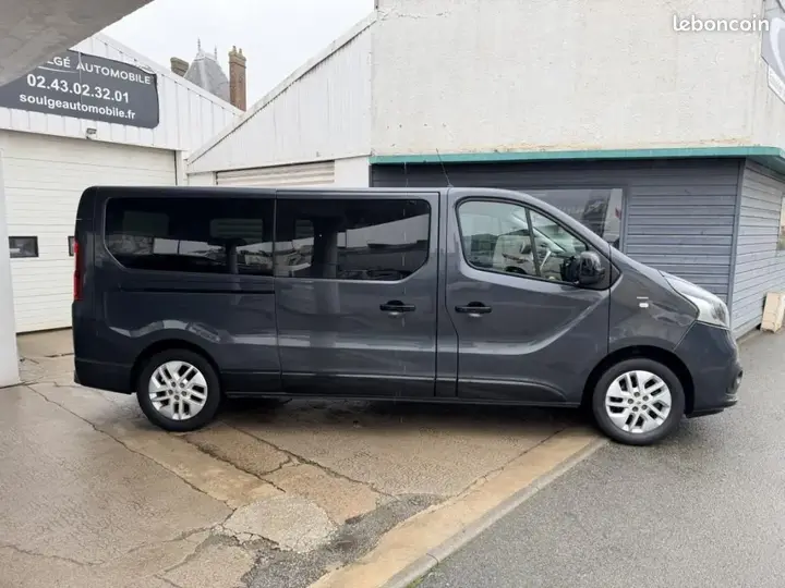 Renault Trafic 2018 photo 4
