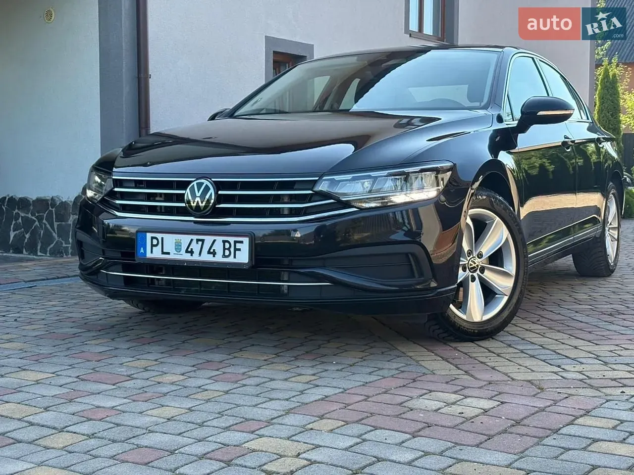 Volkswagen Passat 2022 photo 3