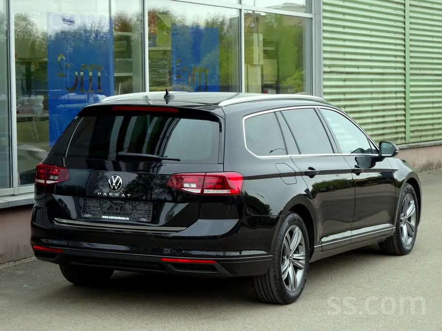 Volkswagen Passat 2021 photo 2