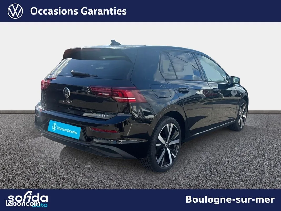 Volkswagen Golf 2026 photo 5