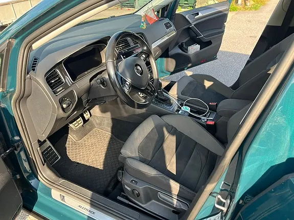 Volkswagen Golf Alltrack 2018 photo 4
