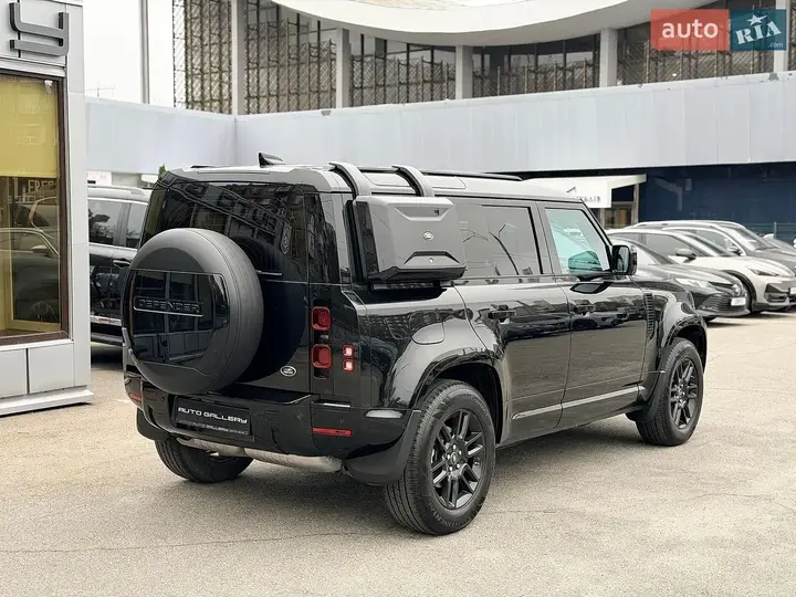 Land Rover Defender 2020 photo 3