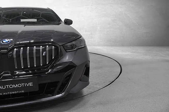 BMW I5 2025 photo 5