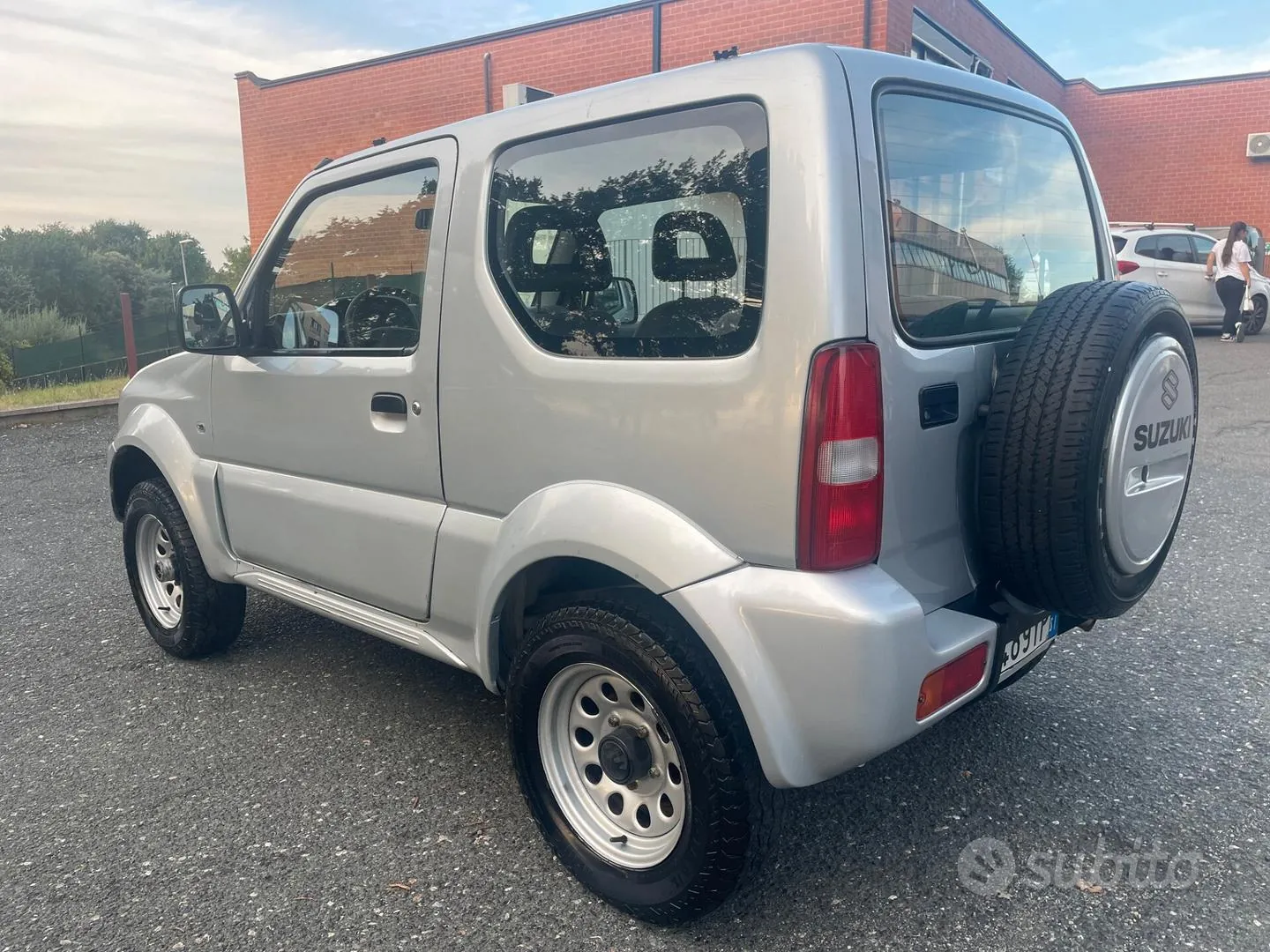 Suzuki Jimny 2000 photo 5