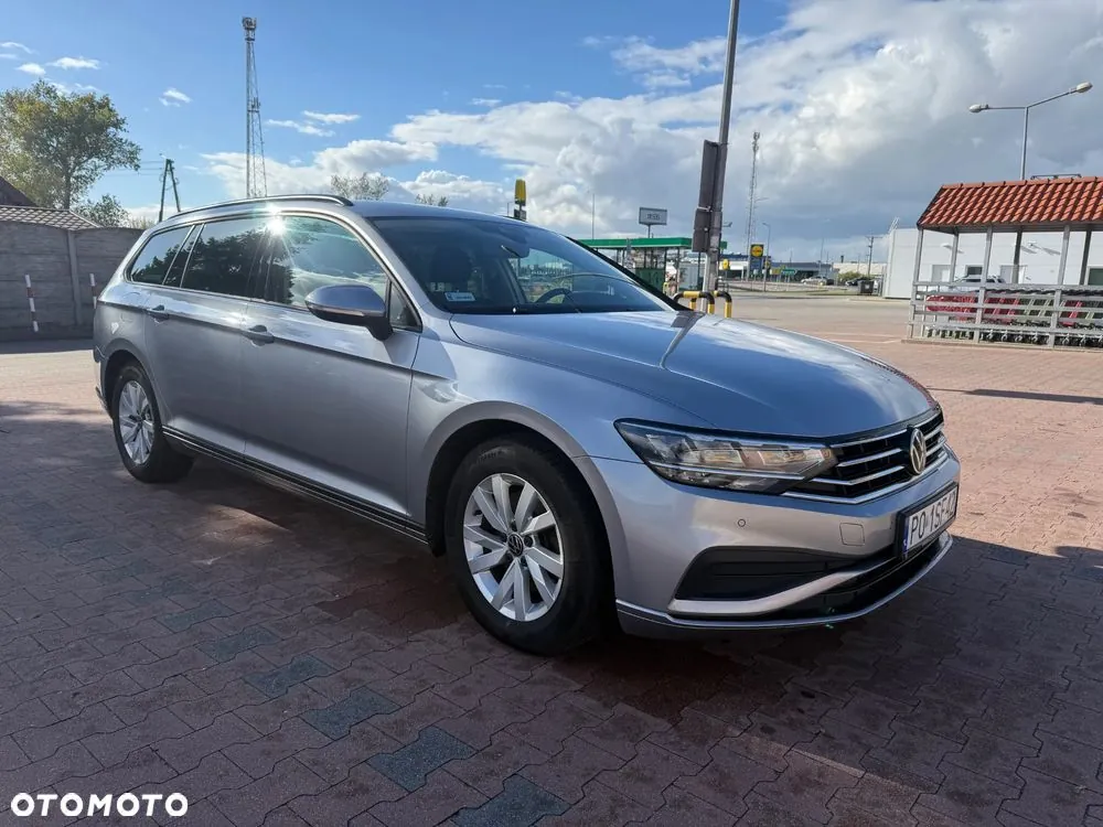 Volkswagen Passat 2020 photo 2