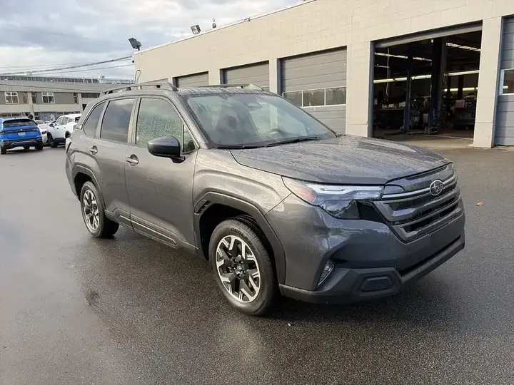 Subaru Forester 2026 photo 2