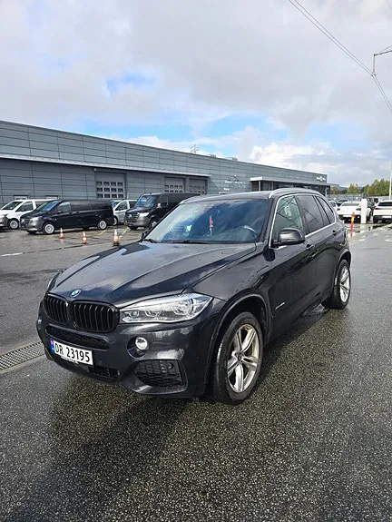 BMW X5 2017 photo 2