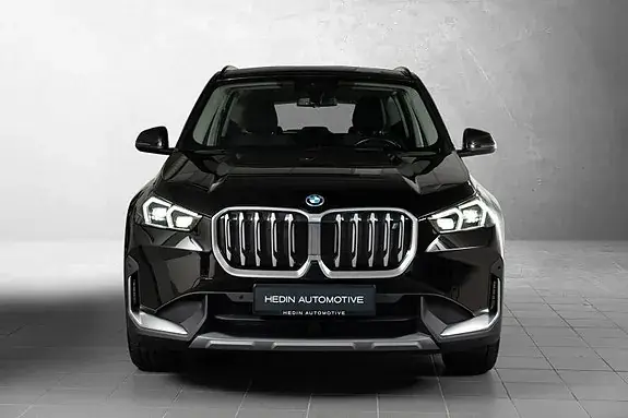 BMW Ix1 2023 photo 2