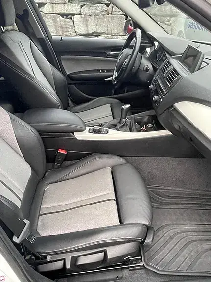 BMW 116D 2012 photo 2