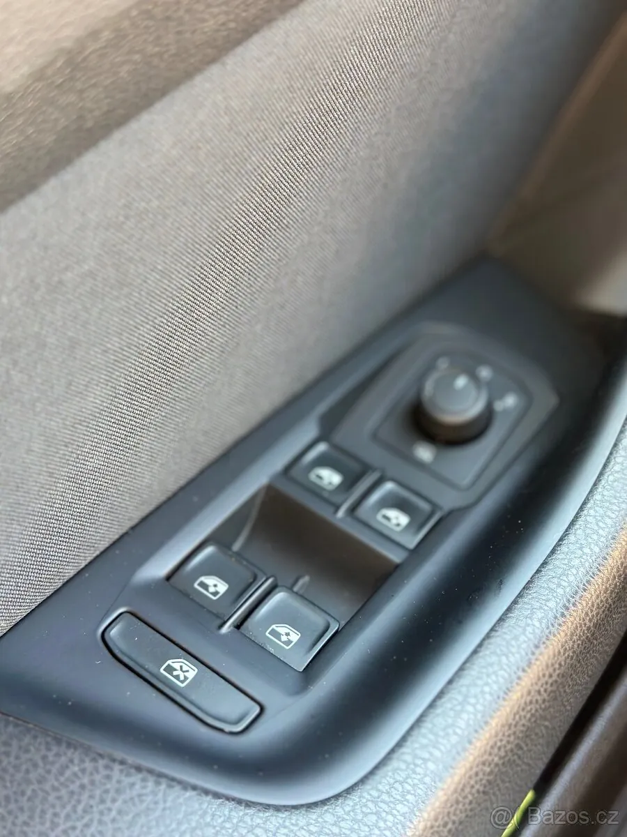 Volkswagen Passat 2024 photo 4