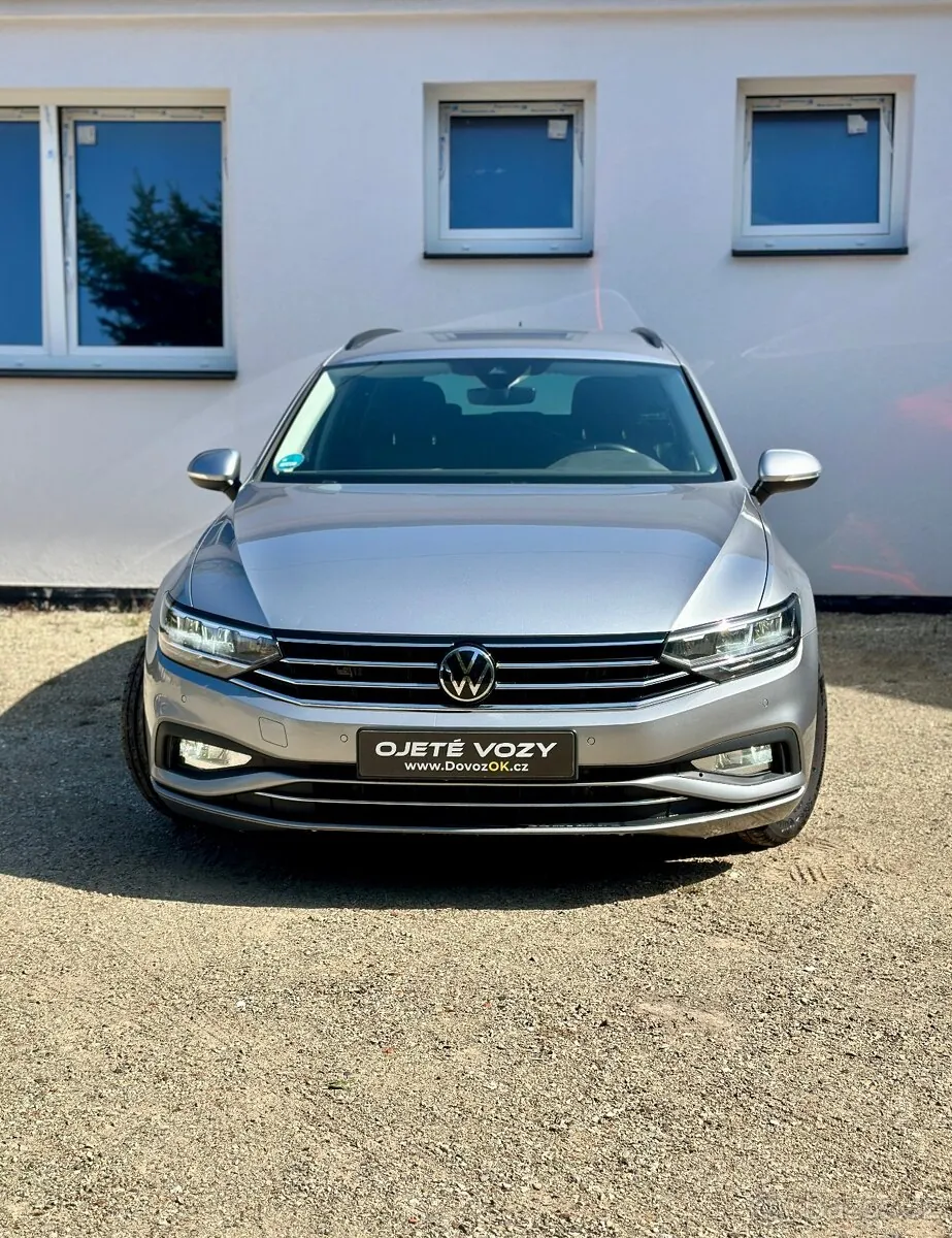Volkswagen Passat 2024 photo 2