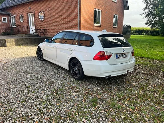 BMW 318D 2006 photo 4