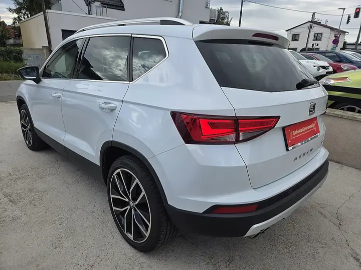 Seat Ateca 2016 photo 2