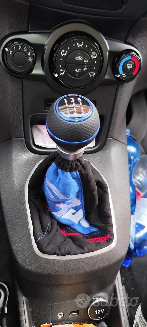 Ford Fiesta 2014 photo 3