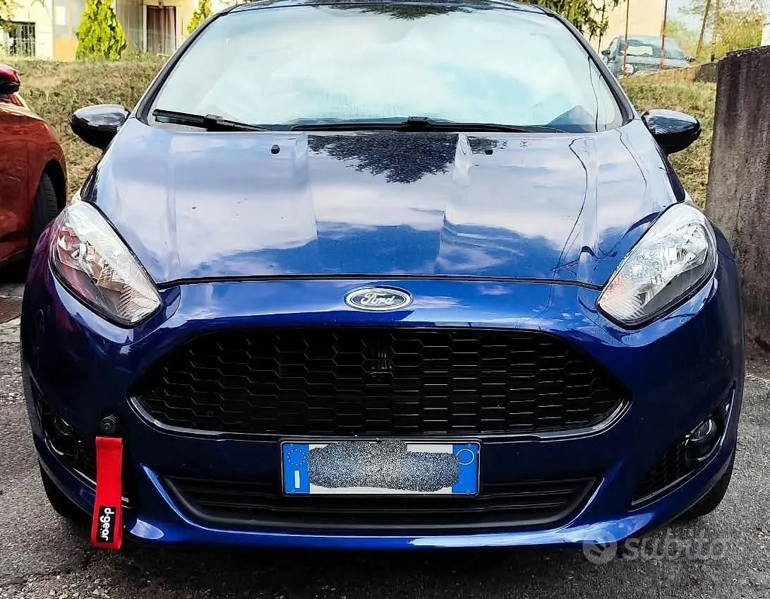 Ford Fiesta 2014 photo 2