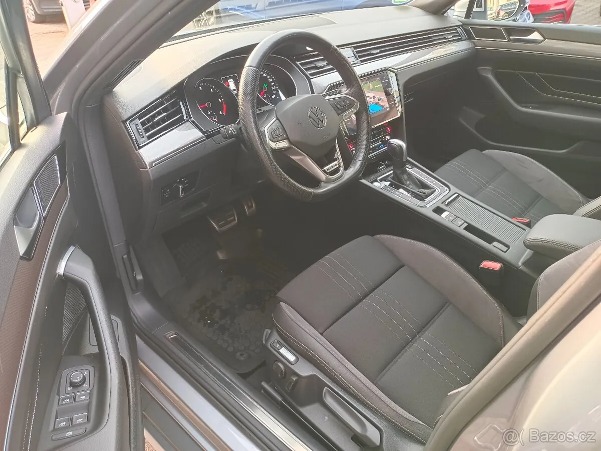 Volkswagen Passat 2021 photo 5