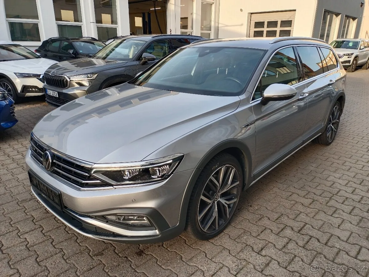Volkswagen Passat 2021 photo 2