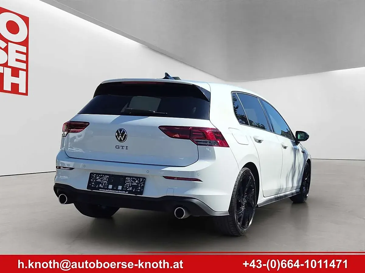 Volkswagen Golf 2022 photo 3