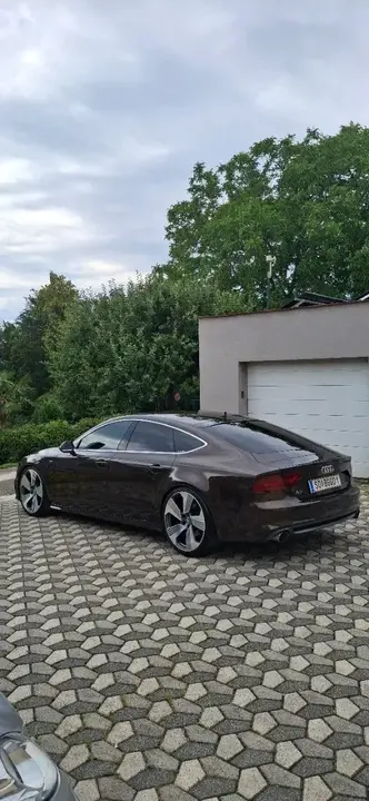 Audi A7 2013 photo 2
