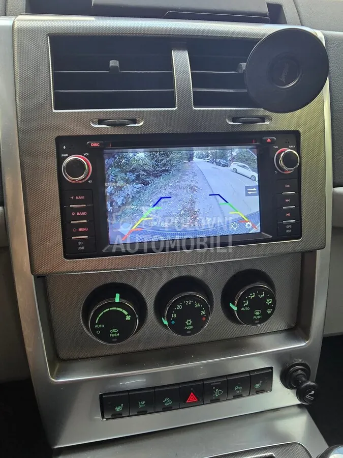 Jeep Cherokee 2010 photo 5