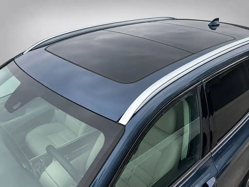Volvo V60 2022 photo 3