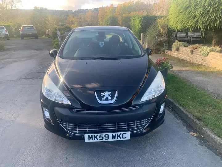 Peugeot 308 2009 photo 2