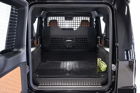 Mercedes-Benz G63 2025 photo 4
