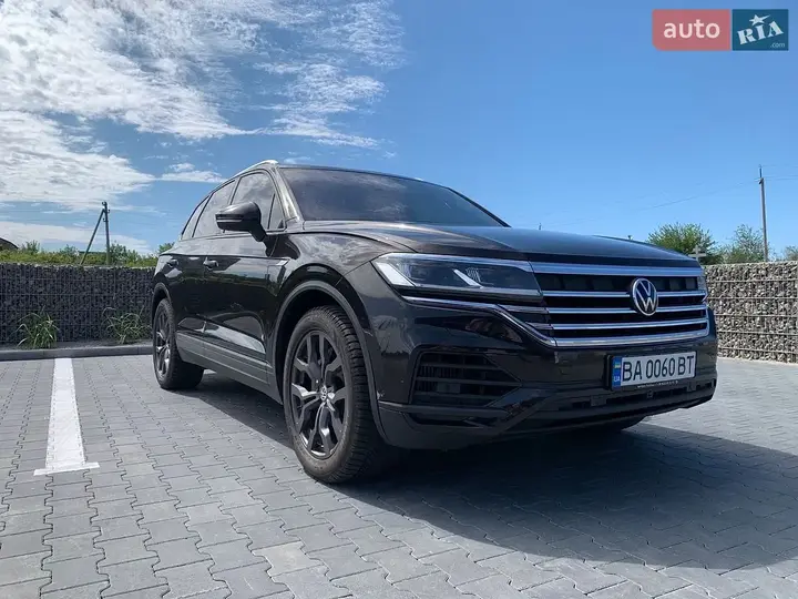 Volkswagen Touareg 2021 photo 3