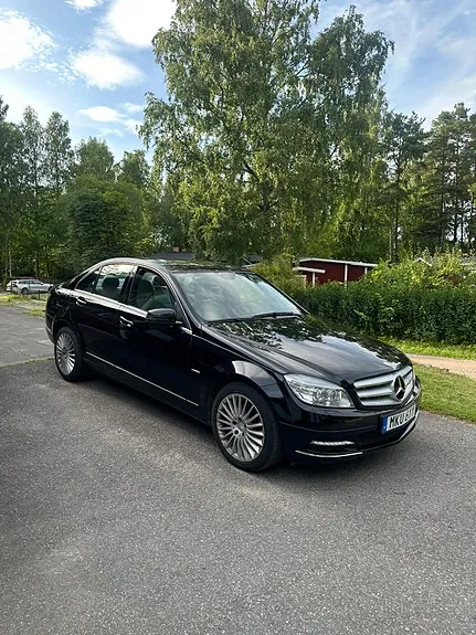 Mercedes-Benz C180 2011 photo 3
