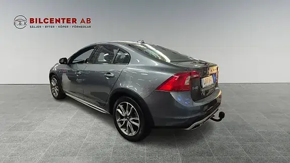 Volvo S60 Cross Country 2016 photo 3