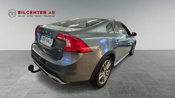 Volvo S60 Cross Country 2016 photo 5