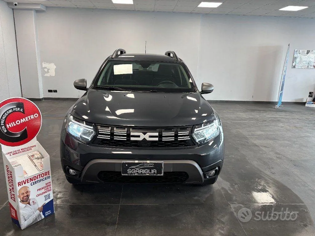 Dacia Duster 2023 photo 2