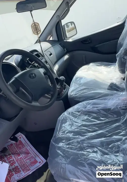 Hyundai H1 2012 photo 4