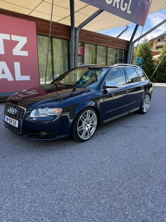Audi A4 2006 photo 2
