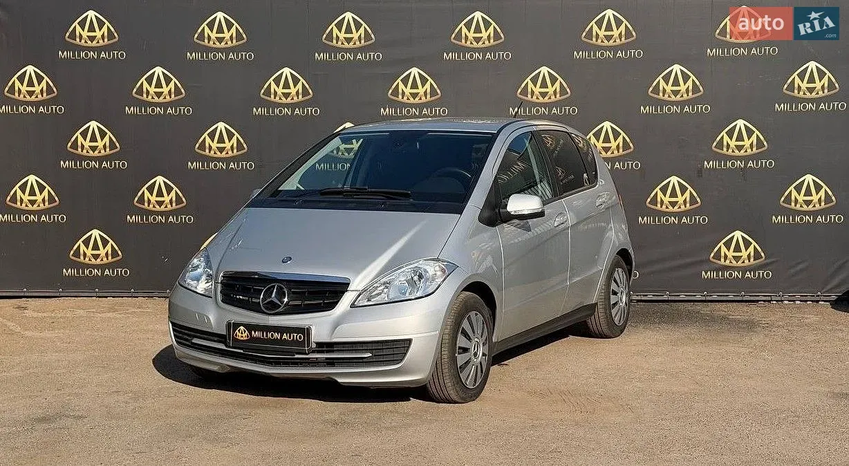 Mercedes-Benz A-Class 2012 photo 3