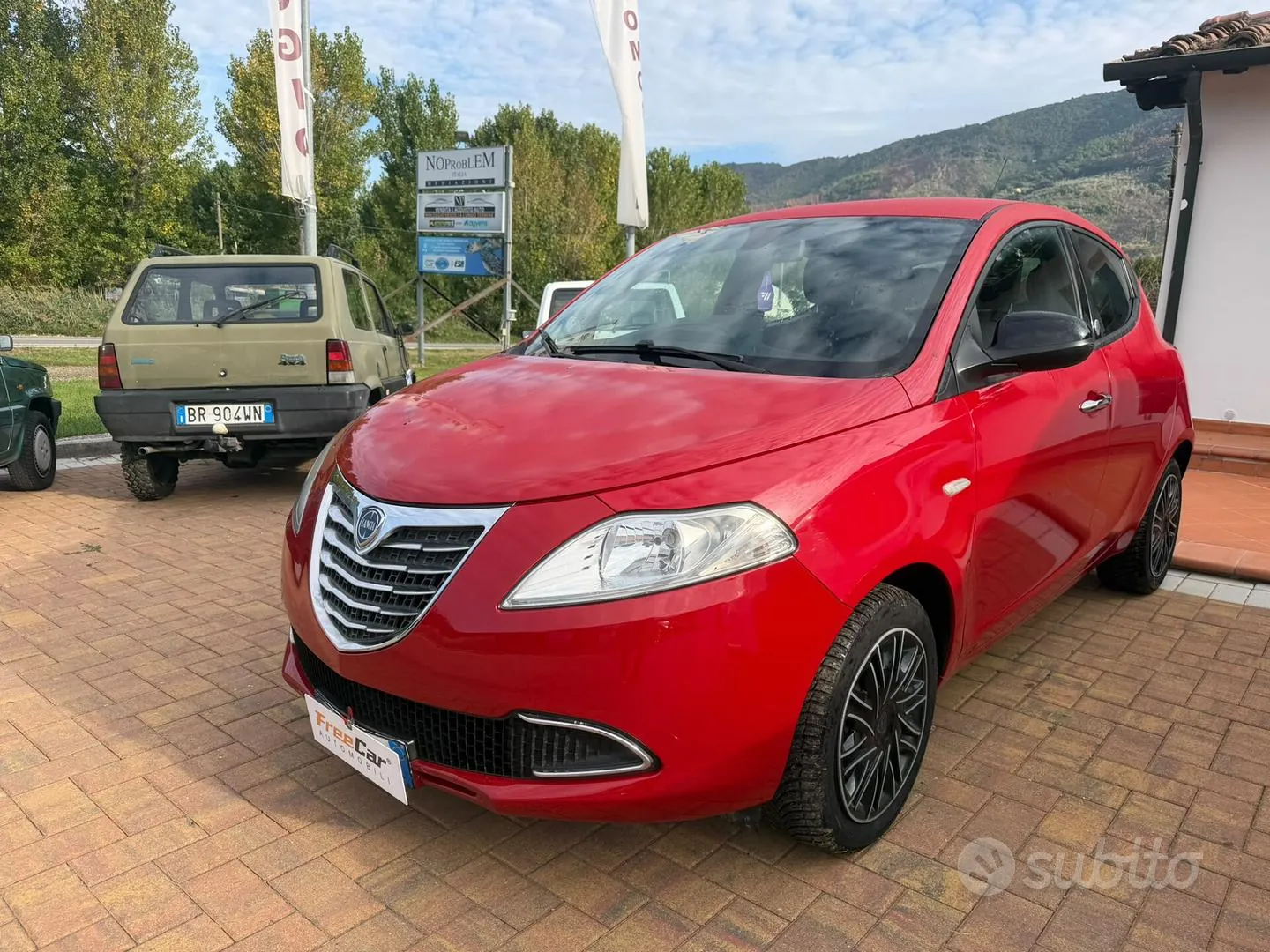Lancia Ypsilon