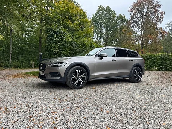 Volvo V60 Cross Country