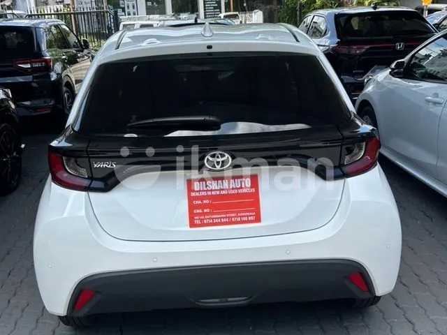 Toyota Yaris 2024 photo 2