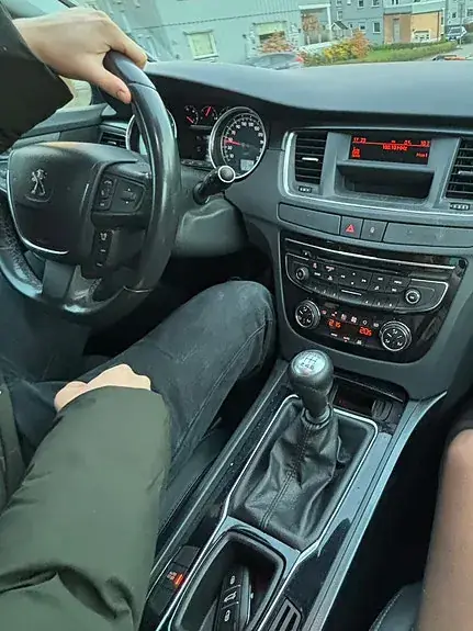 Peugeot 508 2011 photo 4