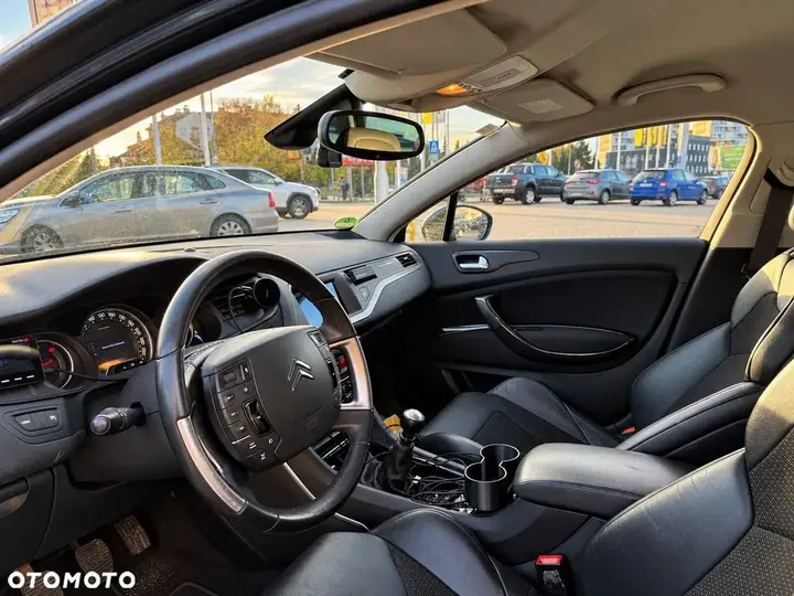Citroen C5 2011 photo 5