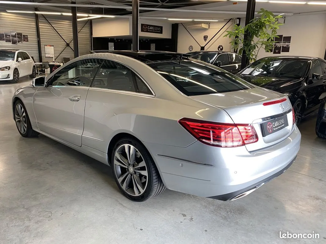 Mercedes-Benz E-Class 2015 photo 5