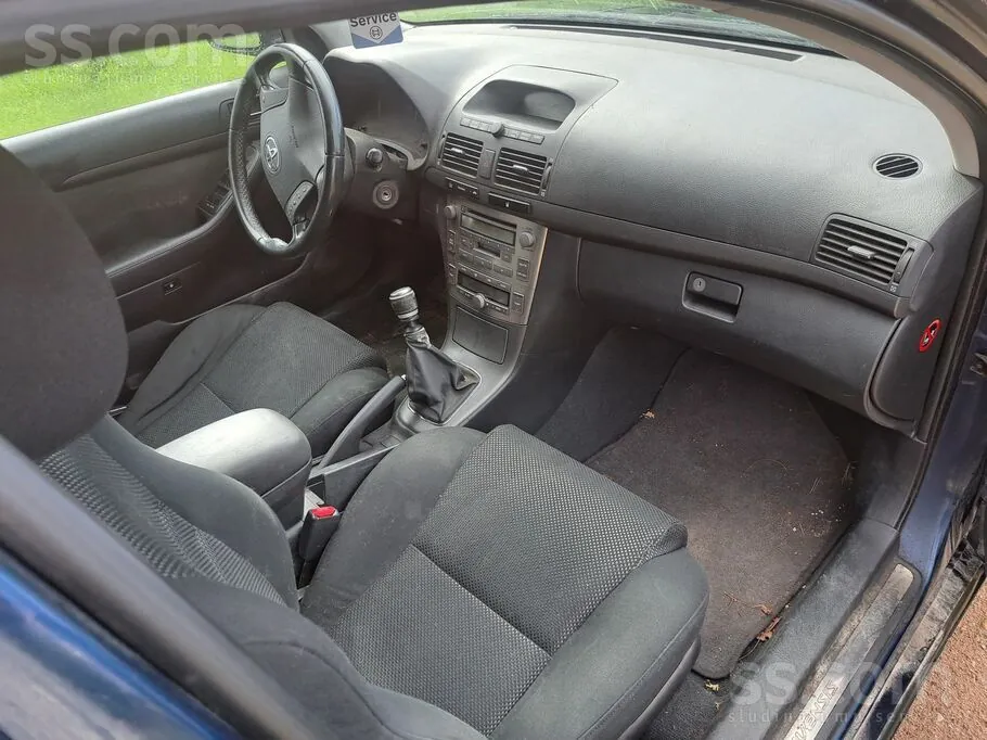Toyota Avensis 2006 photo 2